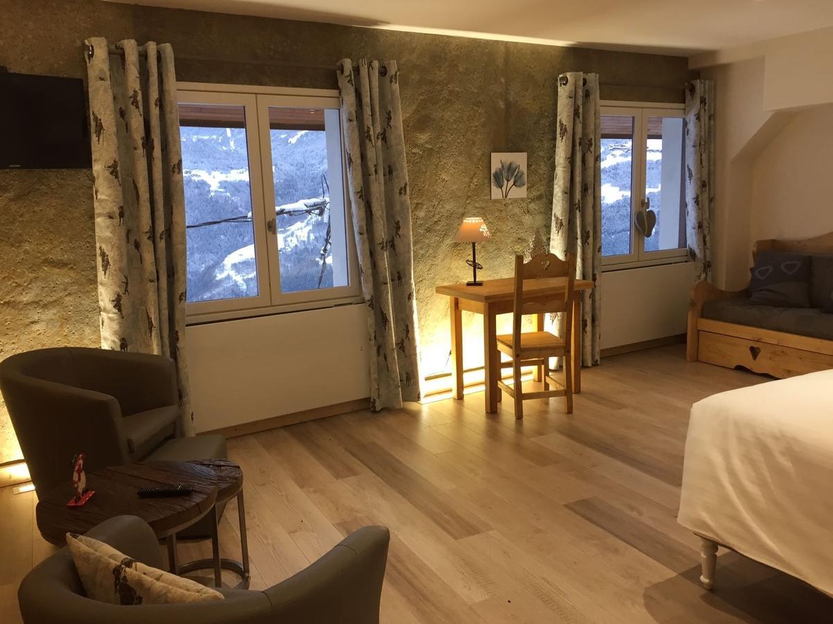 Bed and Breakfast Le Coeur 1210 Granier Номер фото